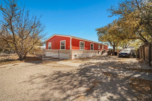 88 E Hemlock Dr, Pueblo West, CO 81007