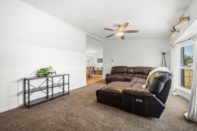 88 E Hemlock Dr, Pueblo West, CO 81007