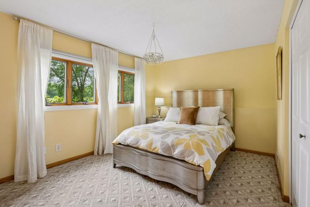 8317 W 103rd Street, Bloomington, MN 55438