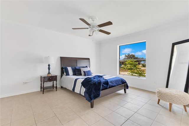 1340 BAKERSFIELD AVENUE, Deltona, FL 32725