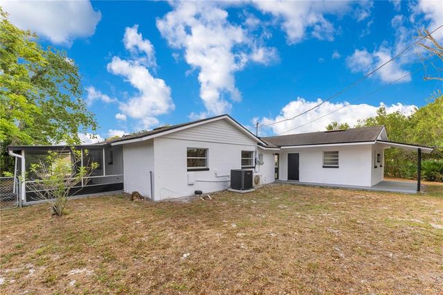 1340 BAKERSFIELD AVENUE, Deltona, FL 32725