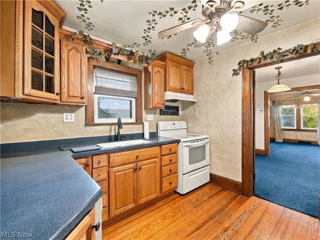 979 Iona Avenue, Akron, OH 44314