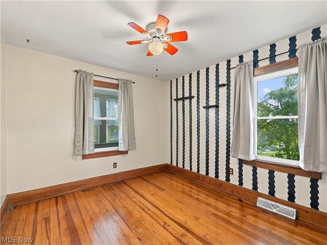 979 Iona Avenue, Akron, OH 44314