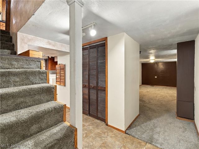 979 Iona Avenue, Akron, OH 44314