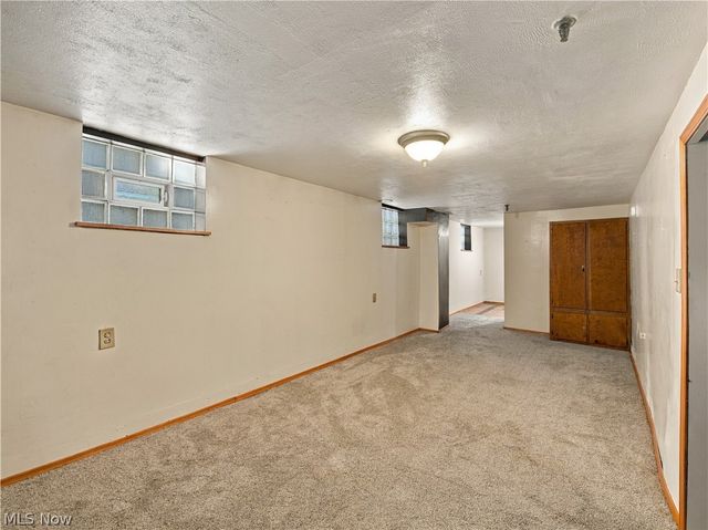 979 Iona Avenue, Akron, OH 44314