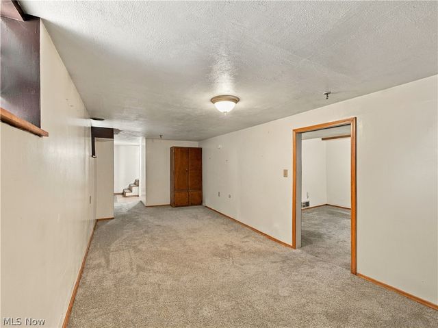 979 Iona Avenue, Akron, OH 44314