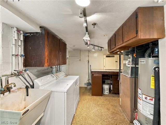 979 Iona Avenue, Akron, OH 44314