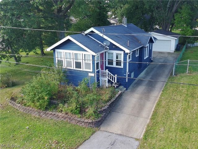 979 Iona Avenue, Akron, OH 44314
