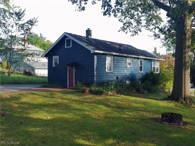 979 Iona Avenue, Akron, OH 44314