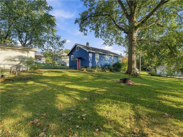 979 Iona Avenue, Akron, OH 44314