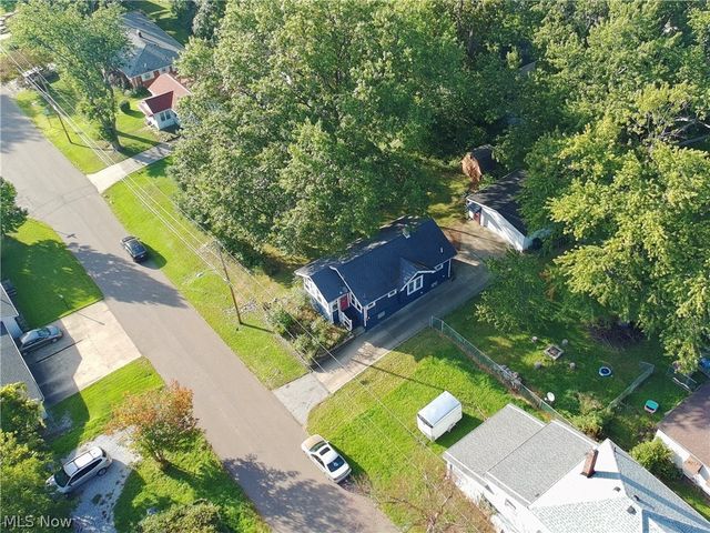 979 Iona Avenue, Akron, OH 44314