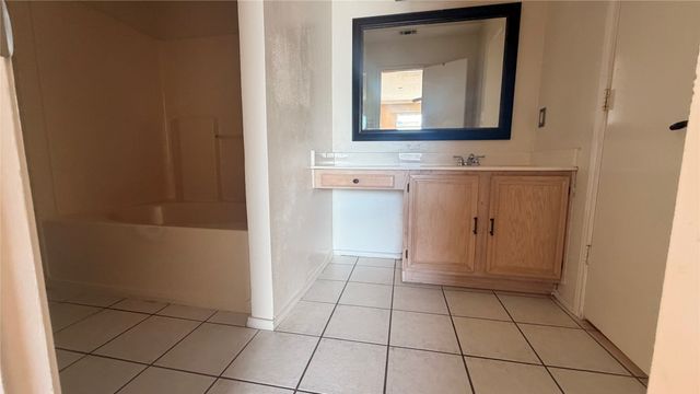 6202 Tidewater Drive, Arlington, TX 76018