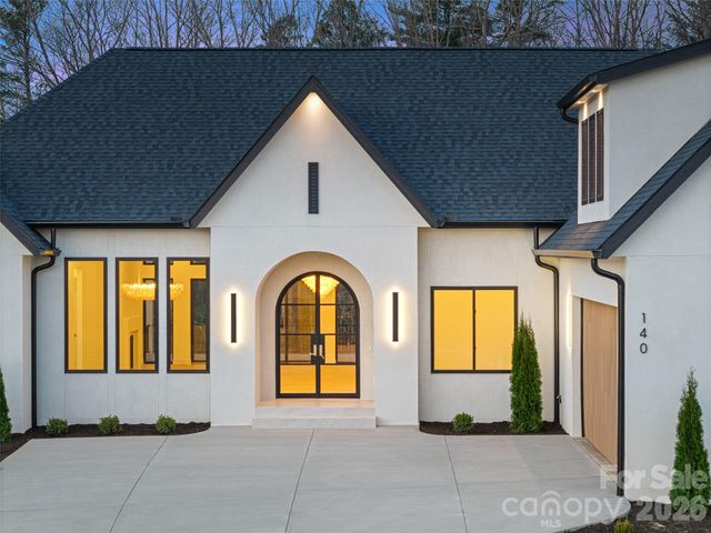 140 Golden Pasture Drive, Fletcher, NC 28732