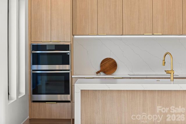 140 Golden Pasture Drive, Fletcher, NC 28732