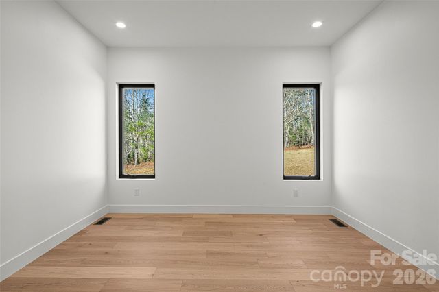 140 Golden Pasture Drive, Fletcher, NC 28732