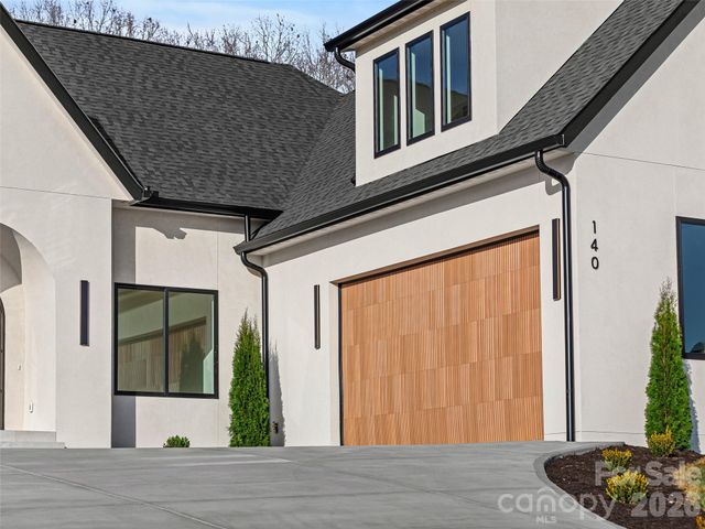 140 Golden Pasture Drive, Fletcher, NC 28732