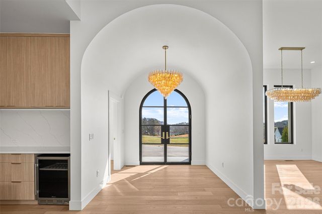 140 Golden Pasture Drive, Fletcher, NC 28732