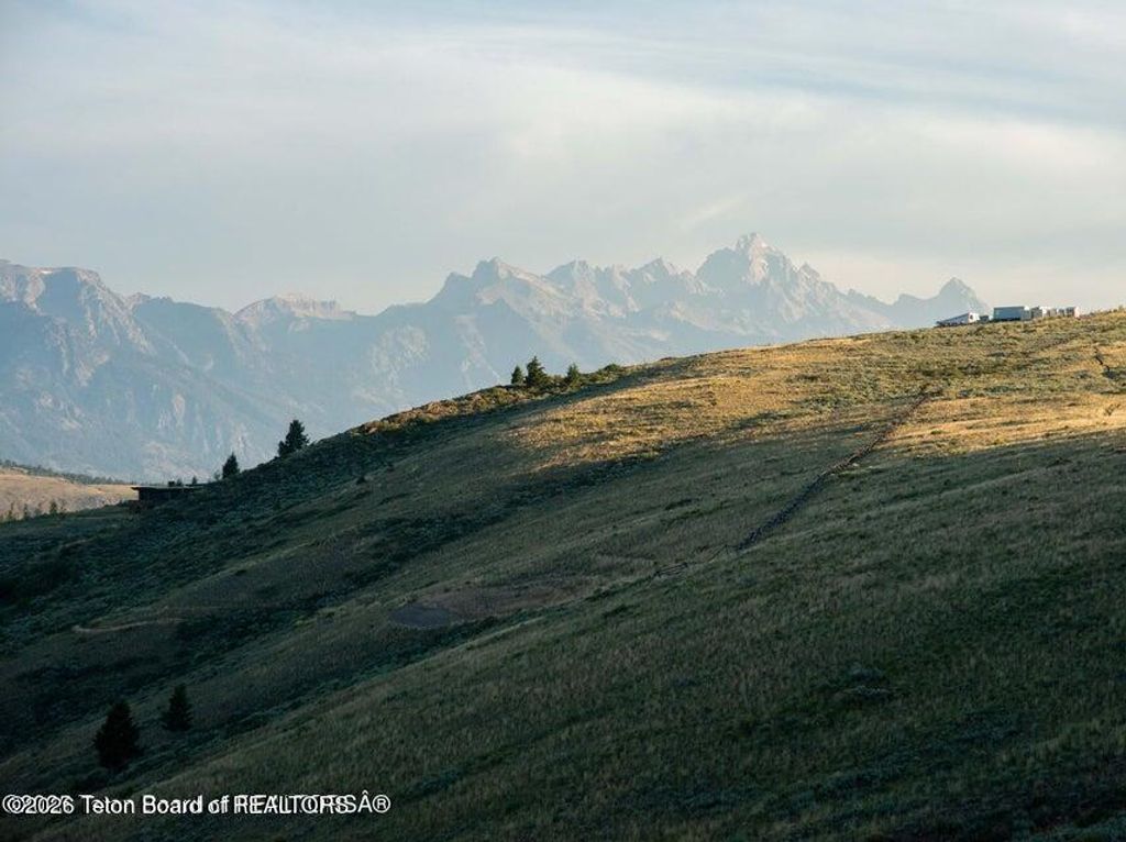 405 W SADDLE BUTTE Drive, Jackson, WY 83001 photo 19