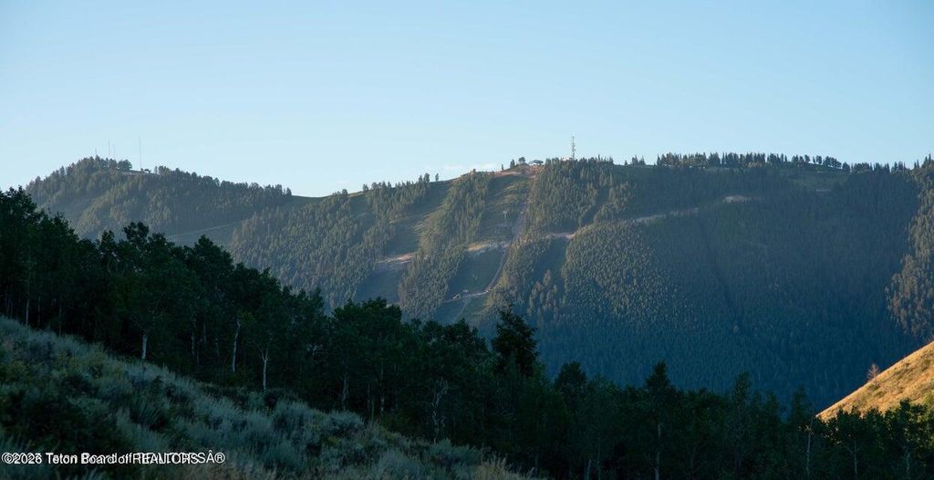 405 W SADDLE BUTTE Drive, Jackson, WY 83001 photo 26