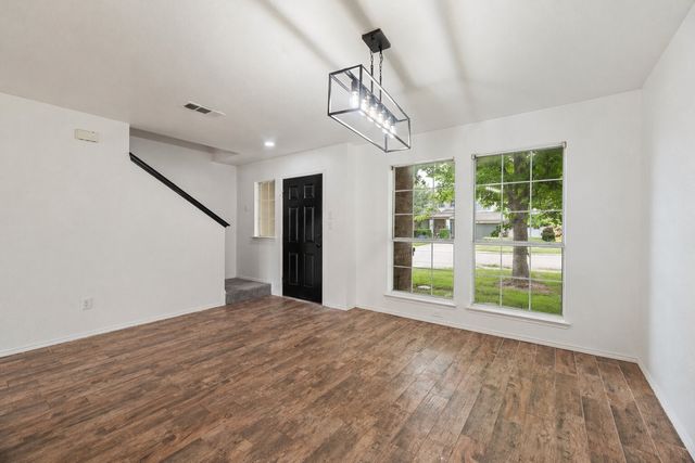 9032 Trail Blazer Drive, Fort Worth, TX 76131