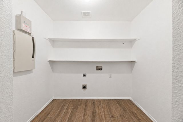 9032 Trail Blazer Drive, Fort Worth, TX 76131