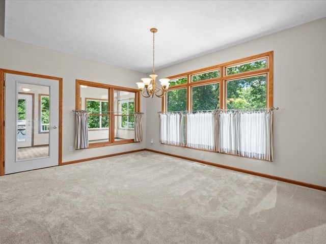 3475 Trail West Drive Ne, Grand Rapids Twp, MI 49525