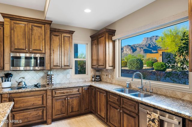 7160 E GRAND VIEW Lane, Gold Canyon, AZ 85119