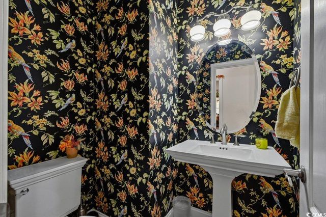 308 West End Ct., Murrells Inlet, SC 29576