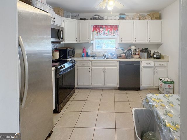 660 Browning Lane SE, Conyers, GA 30013