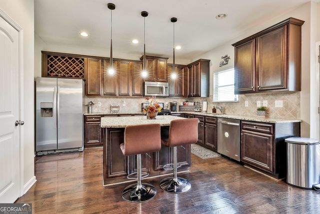 7502 Bowhead Court, Fairburn, GA 30213