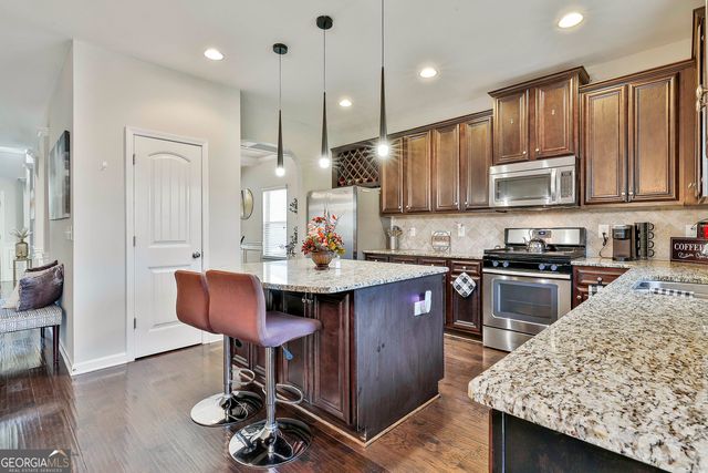 7502 Bowhead Court, Fairburn, GA 30213