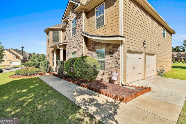 7502 Bowhead Court, Fairburn, GA 30213