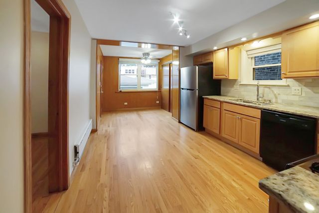 5028 W Pensacola Street 1, Chicago, IL 60641