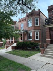 5028 W Pensacola Street 1, Chicago, IL 60641