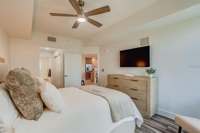 415 ISLAND WAY 311, Clearwater, FL 33767