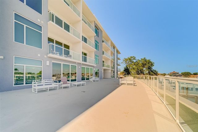 415 ISLAND WAY 311, Clearwater, FL 33767