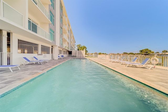 415 ISLAND WAY 311, Clearwater, FL 33767