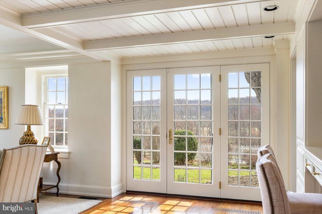 2950 WINDY BUSH RD, Newtown, PA 18940