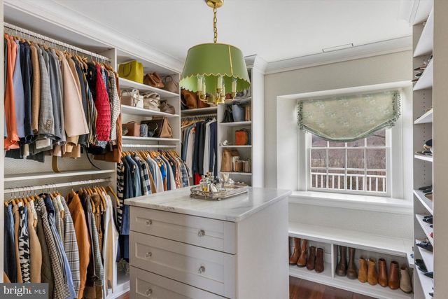 2950 WINDY BUSH RD, Newtown, PA 18940