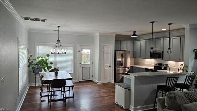 122 N Budding AVE, Virginia Beach, VA 23452