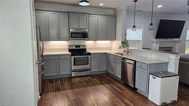 122 N Budding AVE, Virginia Beach, VA 23452