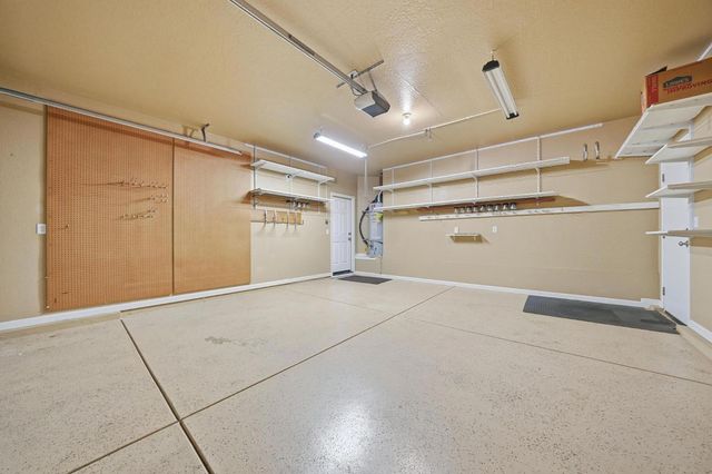 818 Alpine St, Jackson, CA 95642