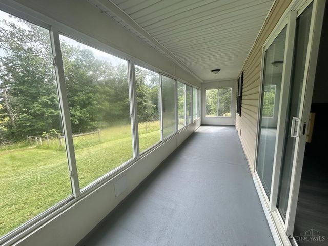 10092 North Shore Drive, Hillsboro, OH 45133