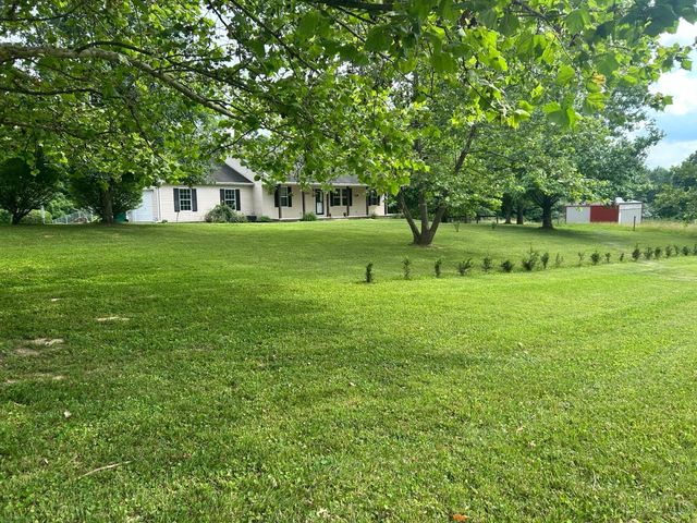 10092 North Shore Drive, Hillsboro, OH 45133