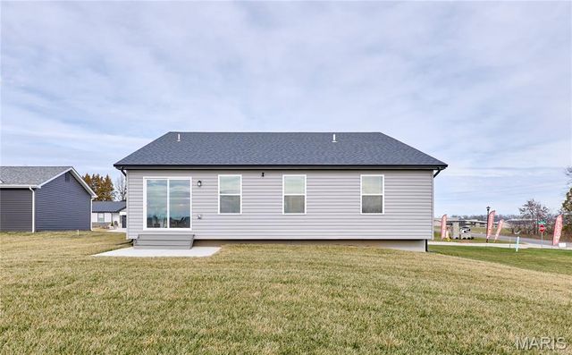 28723 Woodland Heights Drive, Warrenton, MO 63383
