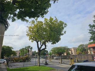 10641 SW 108th Ave 1H, Miami, FL 33176