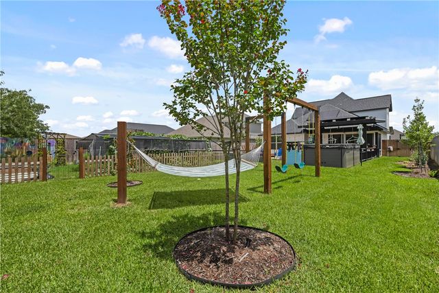 4141 Vintage Estates Court, Bryan, TX 77808