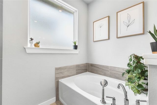 4141 Vintage Estates Court, Bryan, TX 77808