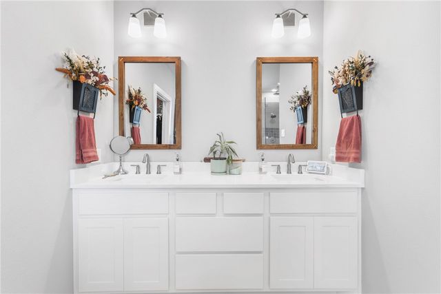 4141 Vintage Estates Court, Bryan, TX 77808