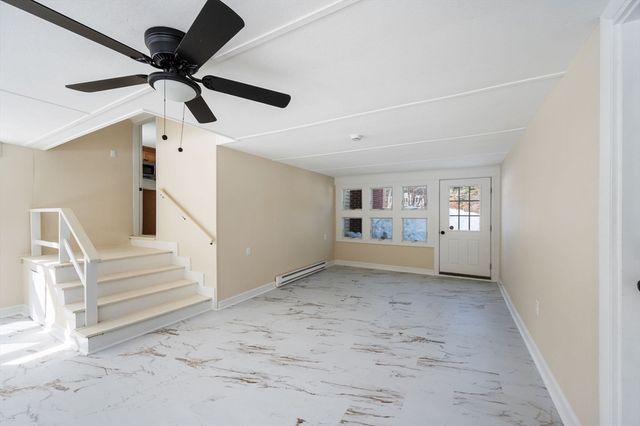 443 Thompson St, Halifax, MA 02338